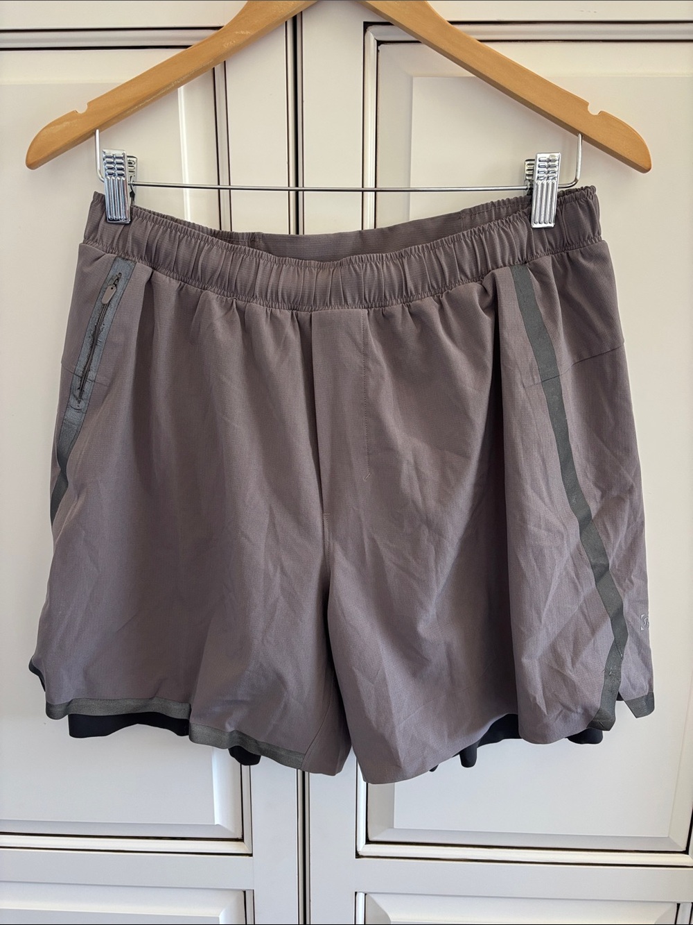 Lululemon Surge Hybrid Shorts Lined Running Gym Performance Gray Mens Large